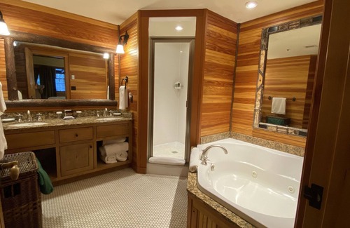 Lake Placid Resort | Luxurious Whiteface Lodge Two Bedroom Suite