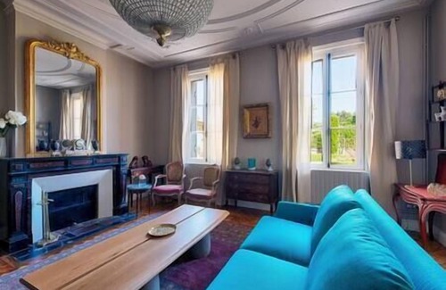 Saint-Pey-d'Armens House | Luxurious Wine Estate Saint-Emilion Grand Cru with private swimming pool