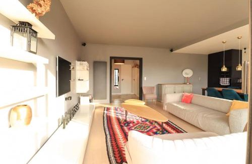 Porte-Dauphine Apartment | LuxuriousFlat#VictorHugo#Trocadero#ViewEffeilTower