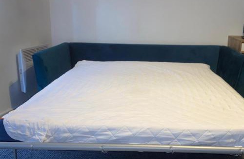 Clayton Apartment | Luxury 1 Bed apartment with parking