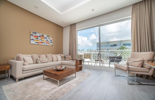 Seven Mile Beach Apartment | Luxury 1 bed apartment near Seven Mile Beach at The Grove - Villa Gypsy Soul