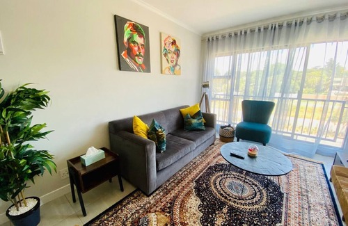 Woodmead Apartment | Luxury 1 Bed in Waterfall with Back-Up Power