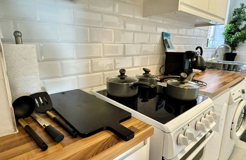 Riverside Apartment | Luxury 1 Bed London