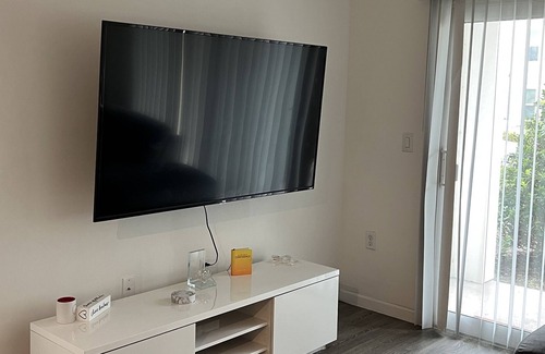 Lutz Apartment | Luxury 1 Bedroom Apartment