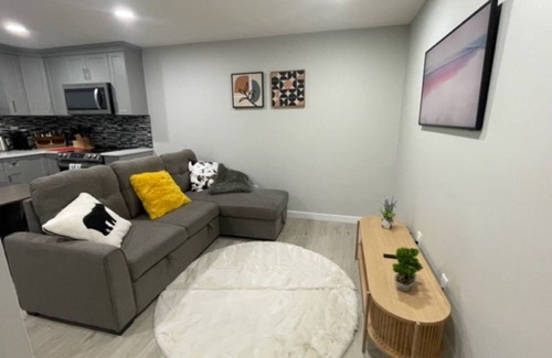Saskatoon House | Luxury 1 Bedroom Basement Suite in Brighton, Saskatoon.