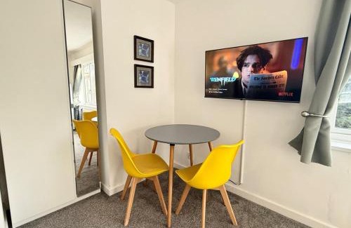 Botley Apartment | Luxury 1-Bedroom Flat, Wi-Fi, Near Oxford centre