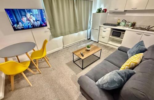 Botley Apartment | Luxury 1-Bedroom Flat, Wi-Fi, Near Oxford centre