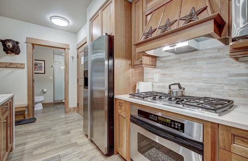 River Run Condo | Luxury 1-Bedroom Ski-In Out Condo with Slopeside Heated Pool, No cleaning Fee by RedAwning