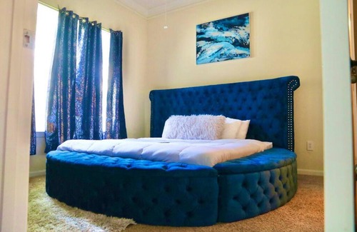 Atlantic Station Area Apartment | LUXURY 1BA 1BA CONDO HEART OF ATLANTA NEAR SHOPS