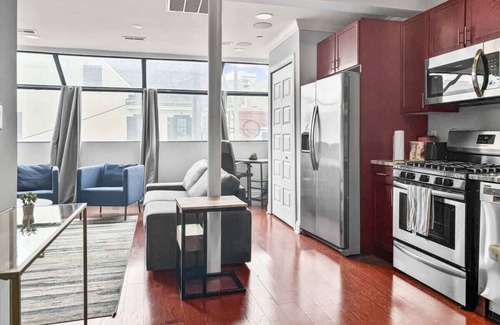Southwark Apartment | Luxury 1BD | 1 Bed | Queens Village