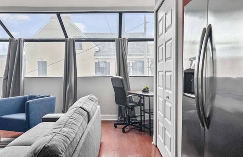 Southwark Apartment | Luxury 1BD | 1 Bed | Queens Village