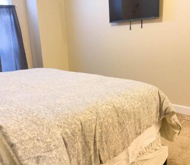 Church Street House | Luxury 1Bdr/1Bath shared space in Atlanta Prime Area
