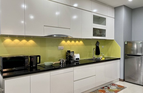 District 10 Apartment | Luxury 1BR in HaDo Centrosa Garden! Only 5 minutes to go Ben Thanh market