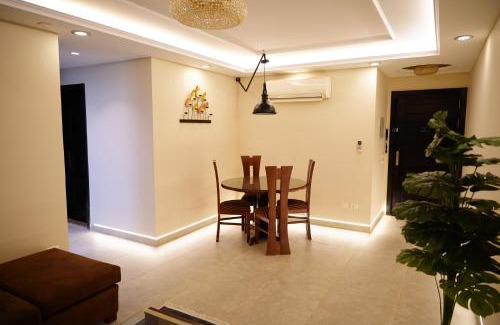 Heliopolis Apartment | Luxury 1BR Near the Airport