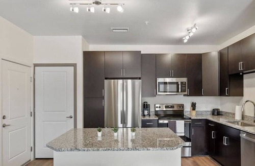 Broomfield Apartment | Luxury 1BR Near UCHealth