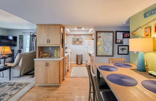 Welaka Condo | Luxury 1BR Waterfront Condo on St Johns River