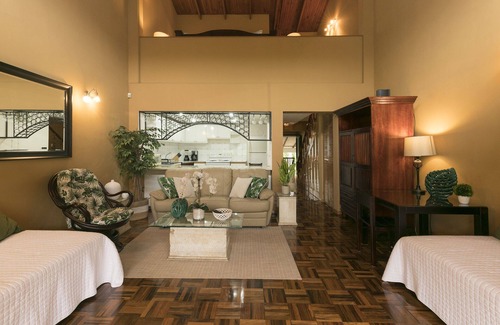 Ciudad Cariari Villa | Luxury 2-Bd. condo on golf course, 10 min. from S.J airport golf & tennis