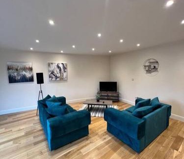 Bedford Apartment | Luxury 2 bed apartment in the heart of Bedford - Free Parking & Free WIFI