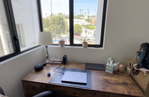 Sunset Junction Apartment | Luxury 2 Bedrm Apt with open living area in Prime Silverlake April 1-May 30