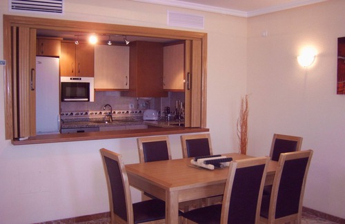 Torrequebrada Apartment | Luxury 2 Bedroom 2 Bath, 50m Beach Benalmadena Costa Sat TV & FREE WIFI