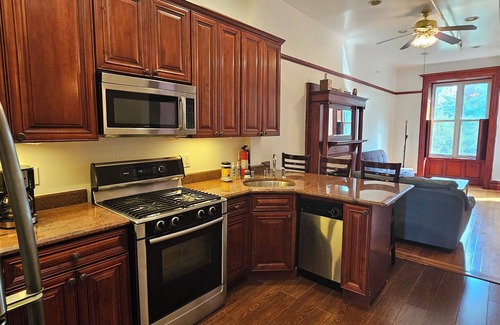 Harlem House | Luxury 2 bedroom 2 bathroom Historic Strivers Row Harlem Manhattan