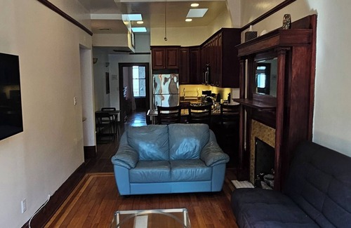 Harlem House | Luxury 2 bedroom 2 bathroom Historic Strivers Row Harlem Manhattan