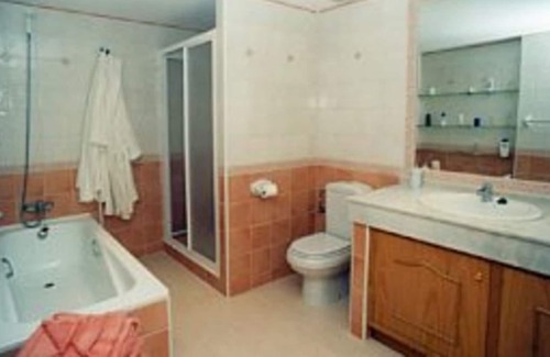Diputacion de Rincon de San Gines Apartment | Luxury 2 bedroom, 2 bathroom apartment in Los Olivos - Free WiFi.
