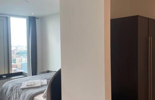 Castlefield Apartment | Luxury 2 Bedroom Apartment Manchester City Centre