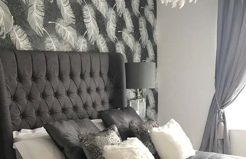 Witney Apartment | Luxury 2 bedroom Apartment in Witney