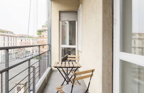 Porta Romana Apartment | Luxury 2-bedroom apartment in the heart of Milano with AC, WiFi