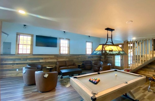 Wilmington Apartment | Luxury 2 Bedroom Suite 202B
