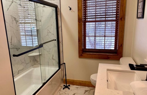 Wilmington Apartment | Luxury 2 Bedroom Suite 202B