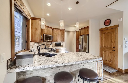 Frisco House | Luxury 2 Bedroom Townhome Close to Main Street!
