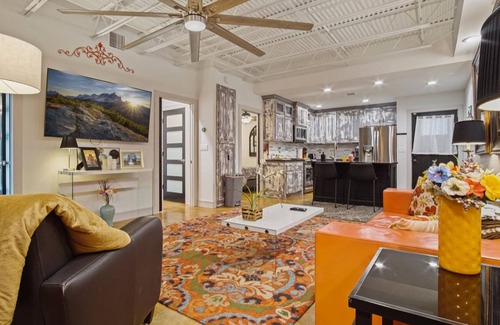 Midtown Condo | Luxury 2 Bedroom Condo, Midtown - Great Amenities with Pool!