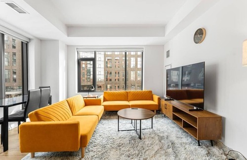 South of Washington Apartment | Luxury 2 bedrooms 2 bathrooms apt steps to Boston Downtown