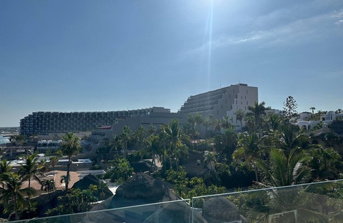 El Tezal Condo | 🌴 Luxury 3-Bedroom Residence Ocean Front View Garza Blanca Cabo San Lucas