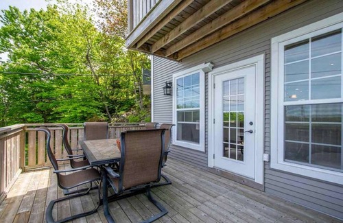 Halifax House | Luxury 3-Bedroom Furnished Home. View of NW Arm Min. 28 nights.