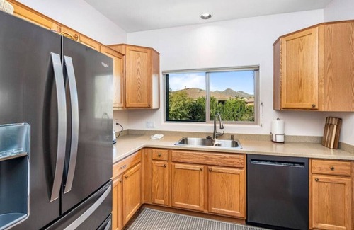 Town Center Condo | Luxury 3 Bedroom + Office/Den Condo Fountain Hills
