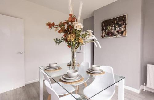 Kettering House | Luxury 3 bedroomed home