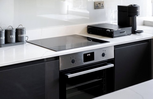 Little Venice Apartment | Luxury 3 Bedrooms Flat in Central London