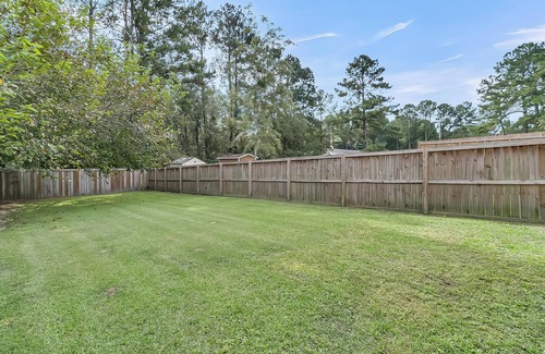 Lincolnville House | Luxury 3 BR 2 BA near charming downtown Summerville, for retreats and getaways