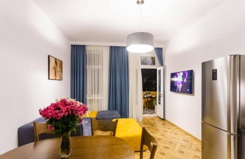Tbilisi City Centre Apartment | Luxury 3 BR apartment by Freedom square City Centern
