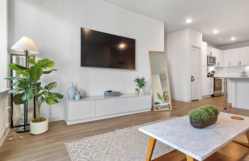 Windsor Park Apartment | Luxury 3-BR Apartment