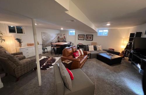 Virginia Village House | Luxury 3b-3b- Hot tub, Sauna, Personal Gym