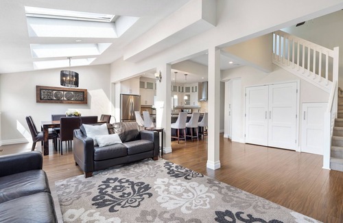 Hastings House | Luxury 3BR Family Home in Central Vancouver