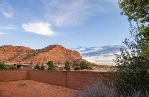 Kanab House | Luxury 3BR in Upscale Neighborhood Pet Friendly