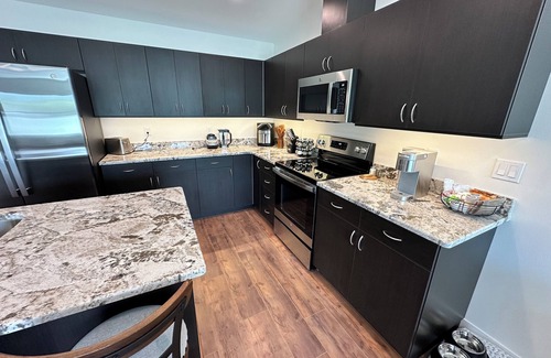 Joseph House | Luxury 3BR Townhome - Walk anywhere in Joseph! (D)