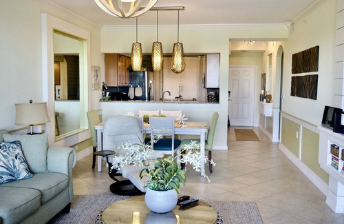 Bradenton Condo | Luxury 3rd Floor Golf Condo at River Strand Golf and Country Club