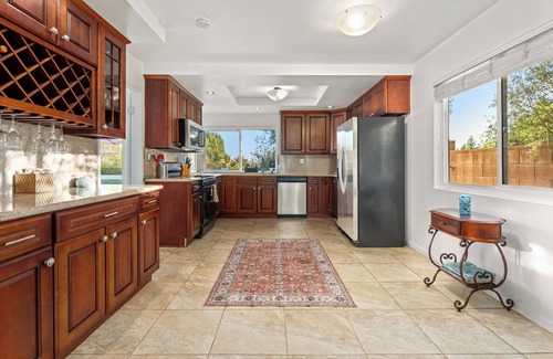 Topanga House | Luxury 4-Bd Topanga Oasis with Pool, Spa, & Cabana!