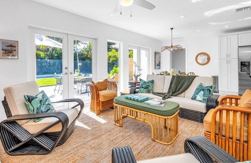 Bel Air House | Luxury 4 Bed, 3.5 Bath Designer Pool Home. Pets Welcome!